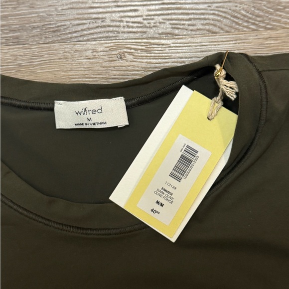 ARITZIA - NWT Wilfred Emmer T-Shirt - Picture 15 of 15